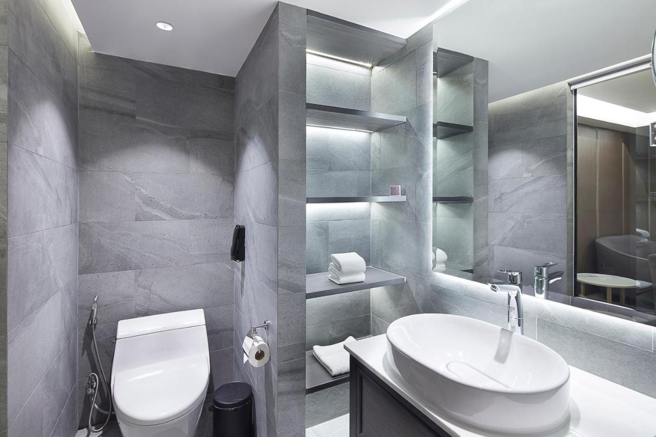 Grace At Five By Grace Hotel Bangkok Exteriör bild