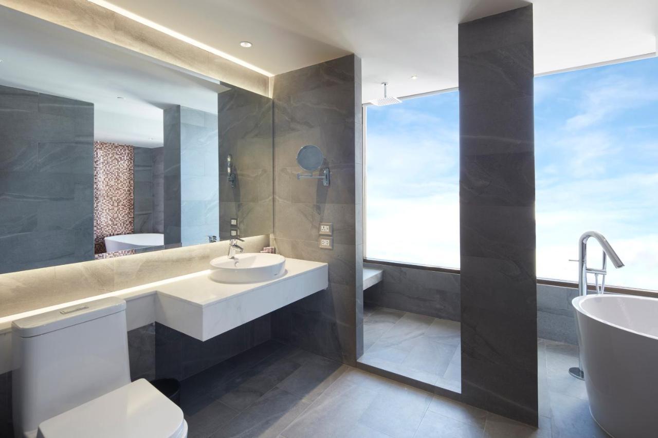 Grace At Five By Grace Hotel Bangkok Exteriör bild